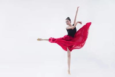 文艺新地标绽放津门，桔子树艺术战略升级启新程